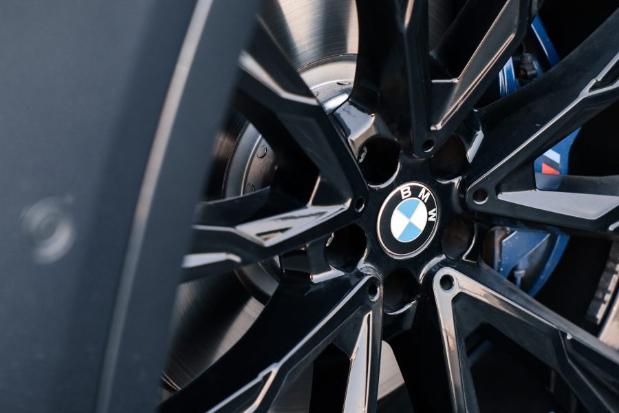 Hire BMW X7 40i with Driver in Dubai